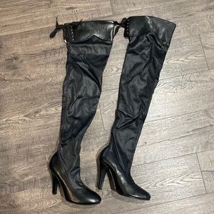 Colin Stuart - above the knee boots - 7.5